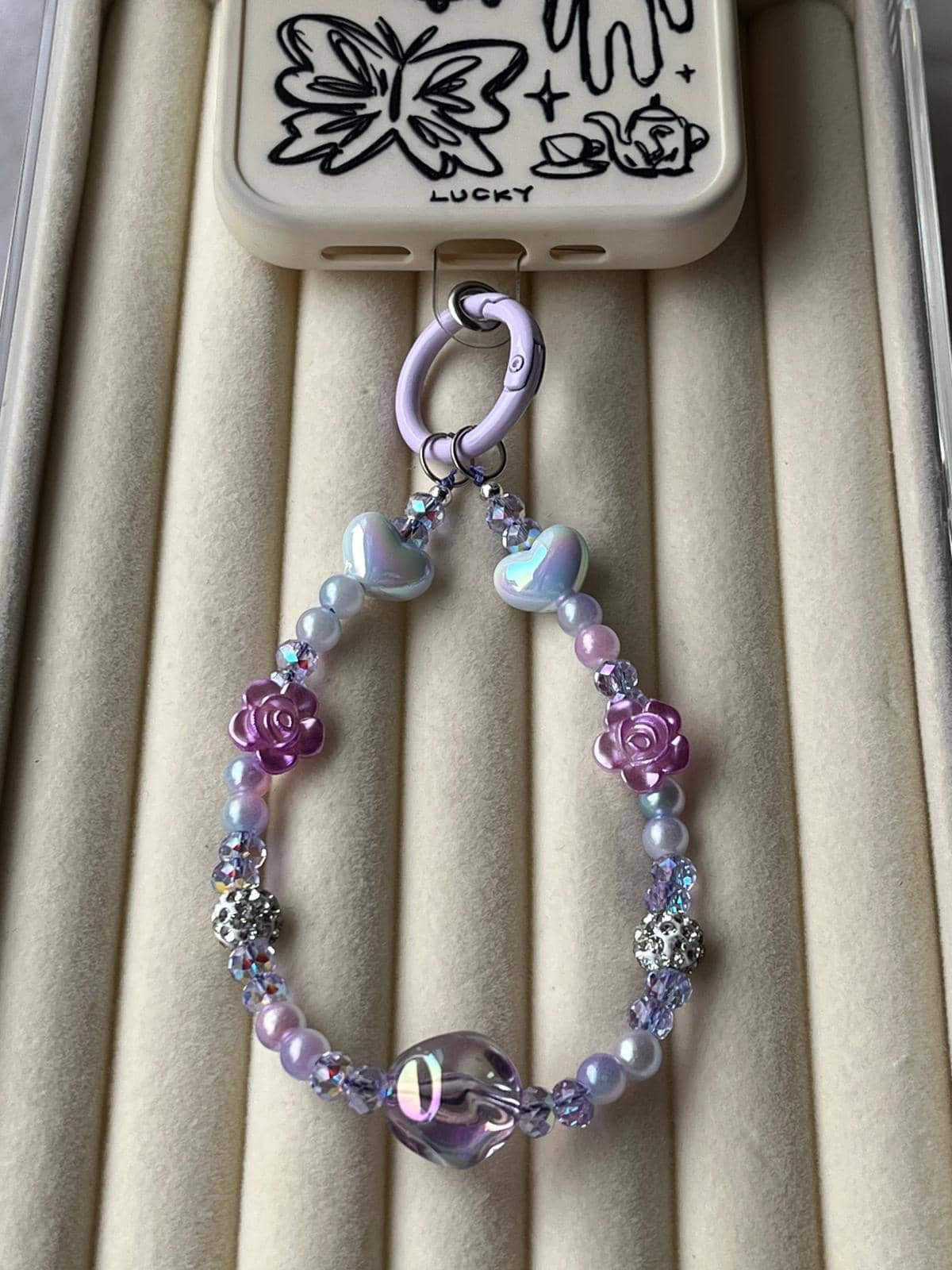 Frosted Floral Fantasy Chain